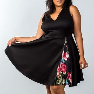 Plus black cocktail dresses w/floral and zip fetal